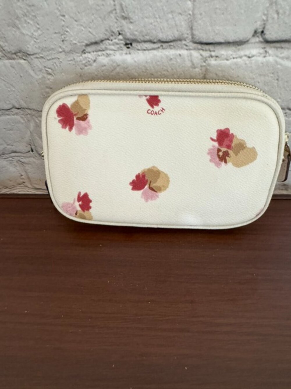 Coach Jamie Mini Camera Bag Floral Print C8687 NWOT Crossbody - Picture 1 of 10